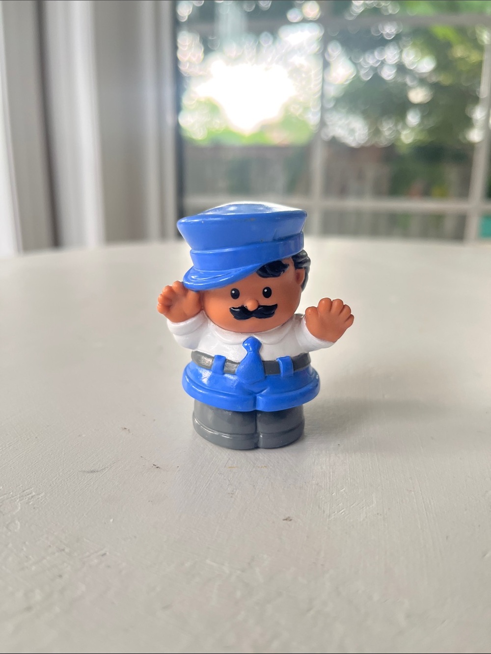 3/$20 💛 Little People Vintage 1997 Blue Police Officer